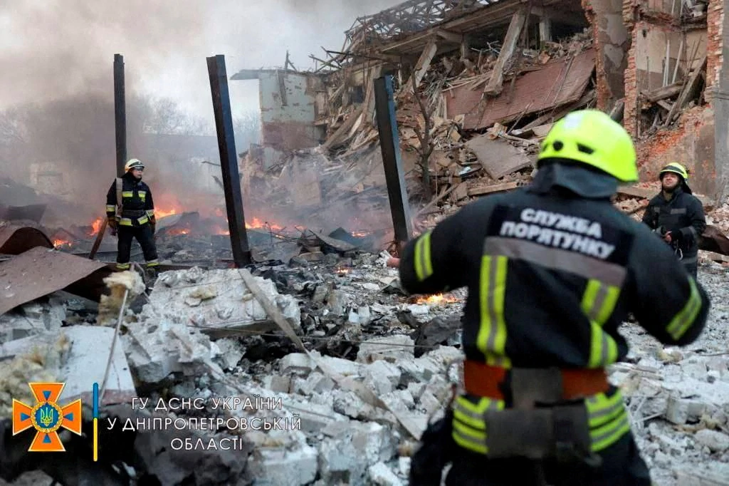 Dnipro, Foto: Press service of the State Emergency Service of Ukraine/Handout via REUTERS