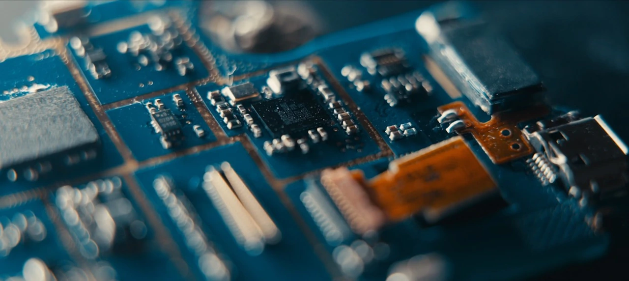 Četvrtak, 2. travnja na Prvom, Foto: UI na poslu: Tko upravlja uredom?/dokumentarni film