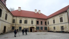 Bačić obišao dvorac Stubički Golubovec