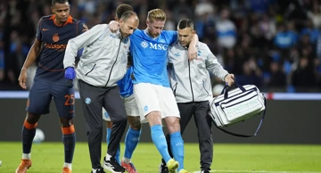 Kevin De Bruyne izlazi s terena 