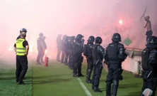 Policija je u Ljubljani "očistila" tribine, Foto: Matija Habljak/PIXSELL
