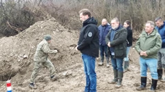 Ministar Banožić s hrvatskim vojnicima u Boboti