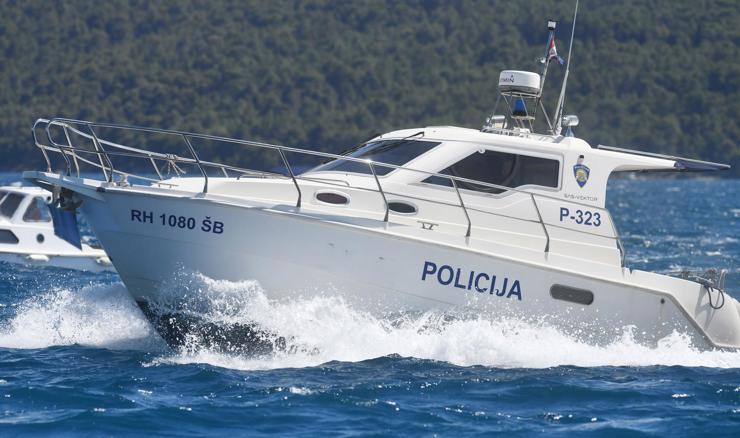 Rijeka: 33 prekršaja na moru, među njima 29 nedozvoljenih glisiranja
