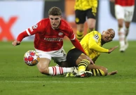 Guus Til i Donyell Malen, Foto: Thilo Schmuelgen/REUTERS