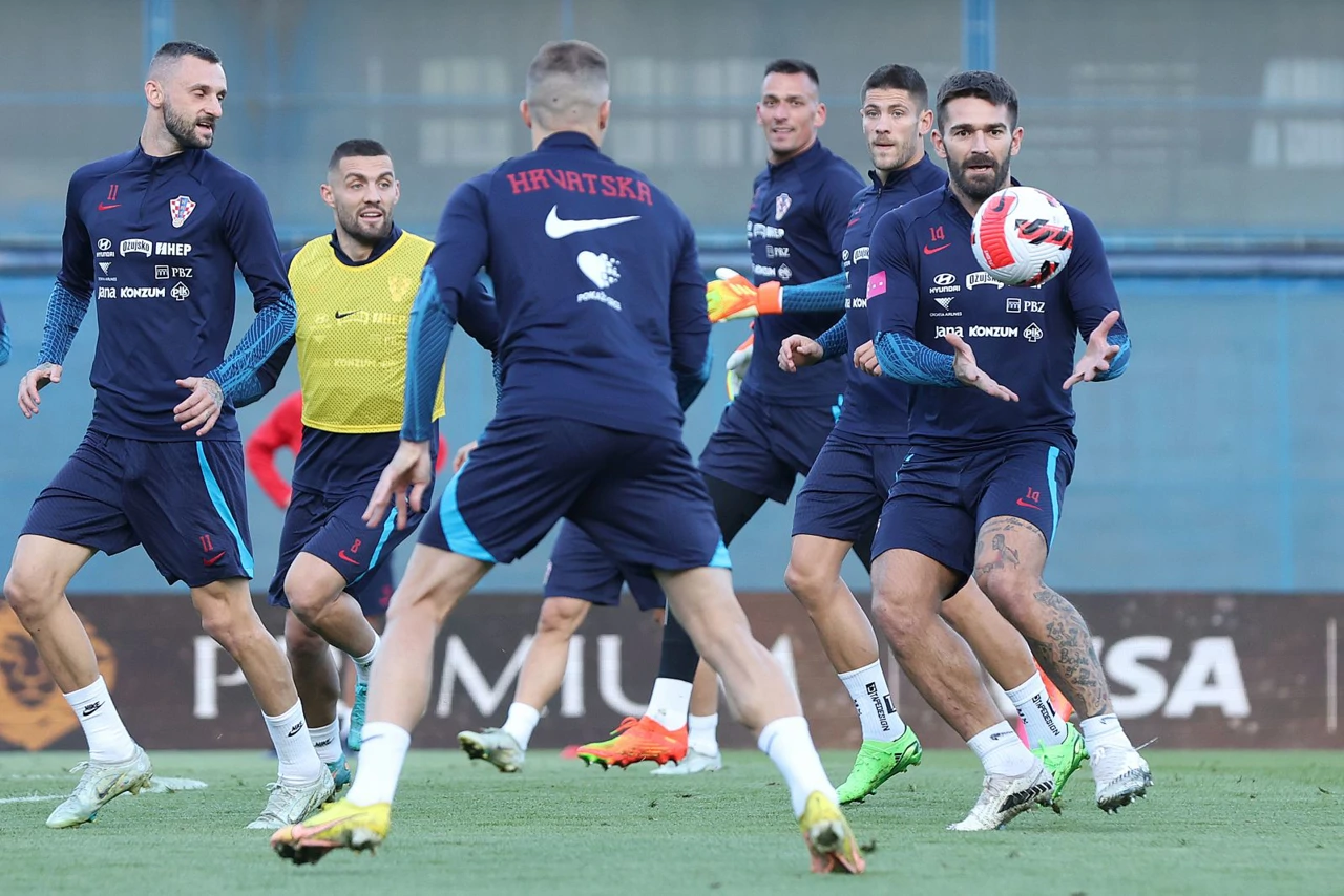  Trening hrvatske nogometne reprezentacije dan uoči susreta s Danskom: Mateo Kovačić, Marko Livaja, Foto:  Goran Stanzl/PIXSELL