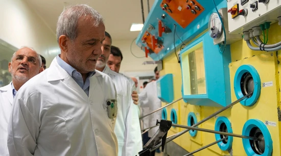 Masoud Pezeshkian posjetio Iransku organizaciju za atomsku energiju u Teheranu
