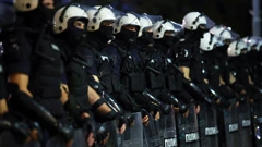 Policajci na ulici, arhivska fotografija