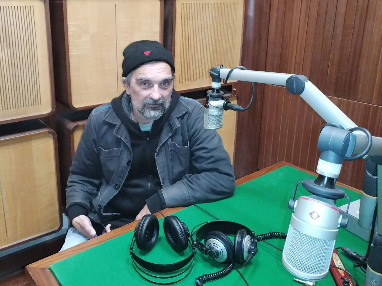 Leon Lučev u studiju Radio Rijeke