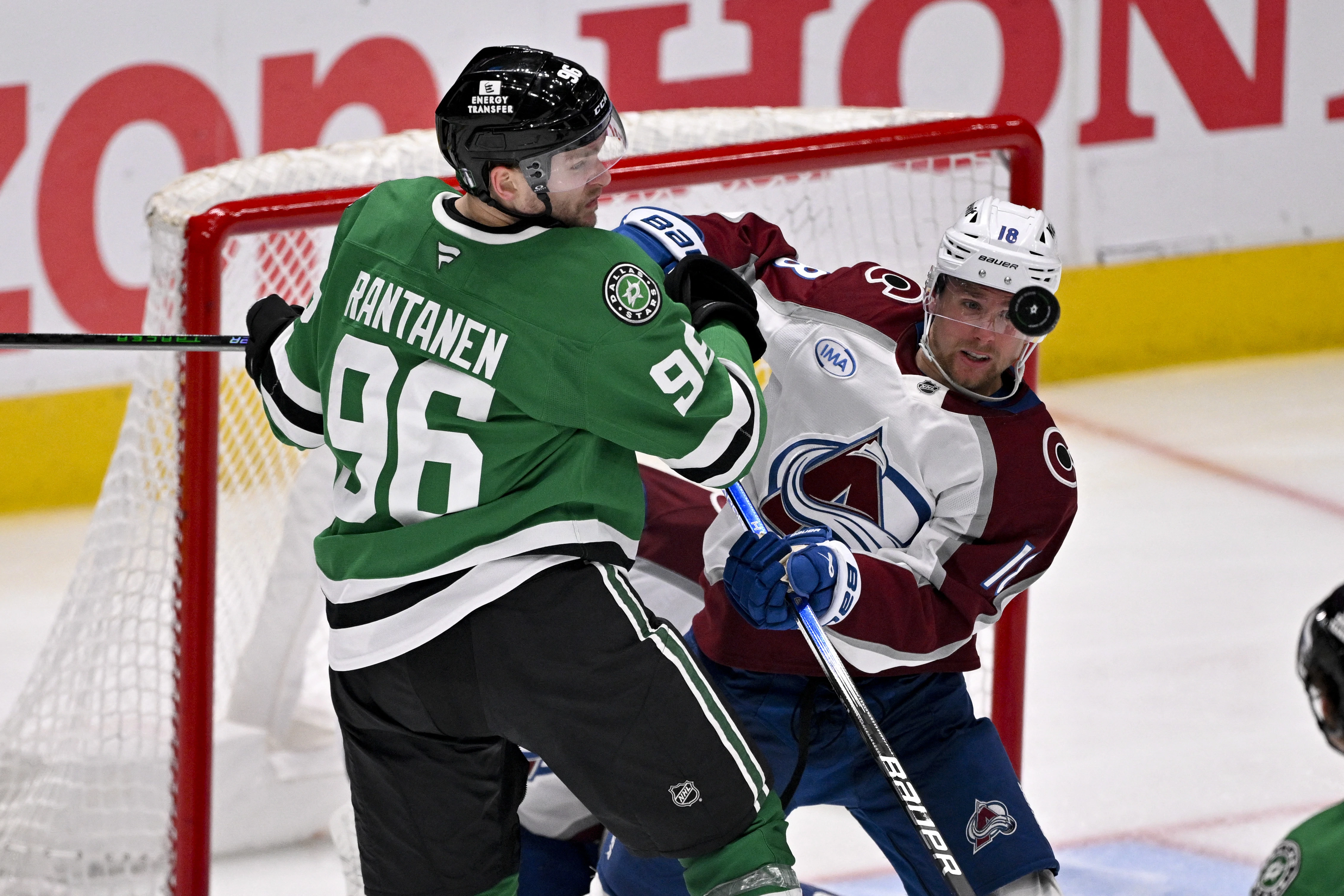 Dallas velikim preokretom izbacio Colorado