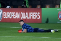 Dominik Livaković na zagrijavanju, Foto: Hrach Khachatryan/PIXSELL