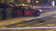 Policijska potjera za crvenim autom