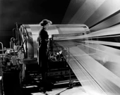 Utorak, 2. prosinca na Trećem, Foto: Čovjek u bijelom odijelu/film