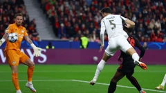 Ivan Perišić u dvoboju Bayera i PSV-a