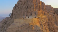 Četvrtak, 2. travnja na Prvom , Foto: Duboko skrivene tajne Biblije s Albertom Linom/dokumentarna serija 