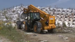 Bale smeća u Brezju