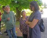 Redatelj Branko Schmidt; Leandra, udovica Kreše Golika te glumica Urša Raukar Gamulin, Foto: Nenad Lučić/Radio Rijeka