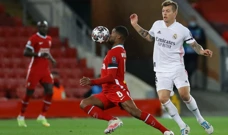 Georginio Wijnaldum i Toni Kroos, Foto: David Klein/ REUTERS