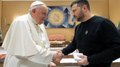 Papa Franjo i Volodimir Zelenski