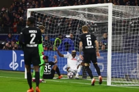 Victor Osimhen zabija gol za Napoli, Foto: Kai Pfaffenbach/REUTERS