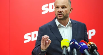 Siniša Hajdaš Dončić