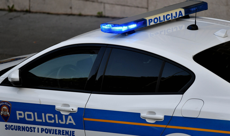 Kod Draganića pronađeno 270 bačvi ispunjenih nepoznatom tvari