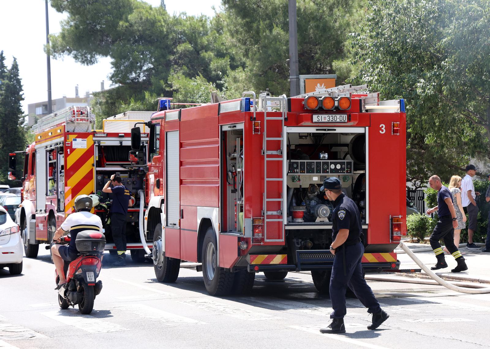 17 Brände an der Makarska Riviera in zwei Tagen, Suche nach dem Täter 8 pxl 190625 134471078 20250620061709