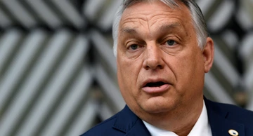 Mađarska proziva Hrvatsku, a i dalje uvozi rusku naftu