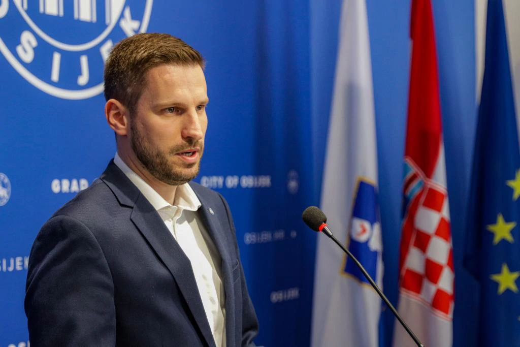 Radić:"Jedan od ključnih razloga za odabir Osijeka bila je mjera oslobađanja poduzetnika plaćanja komunalnoga doprinosa"