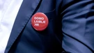 Zastupnici SDP-a u sabornicu su došli s bedževima domoljublje.hr
