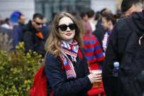 Navijačica Hajduka u Ženevi, Foto: Vojko Basic/CROPIX