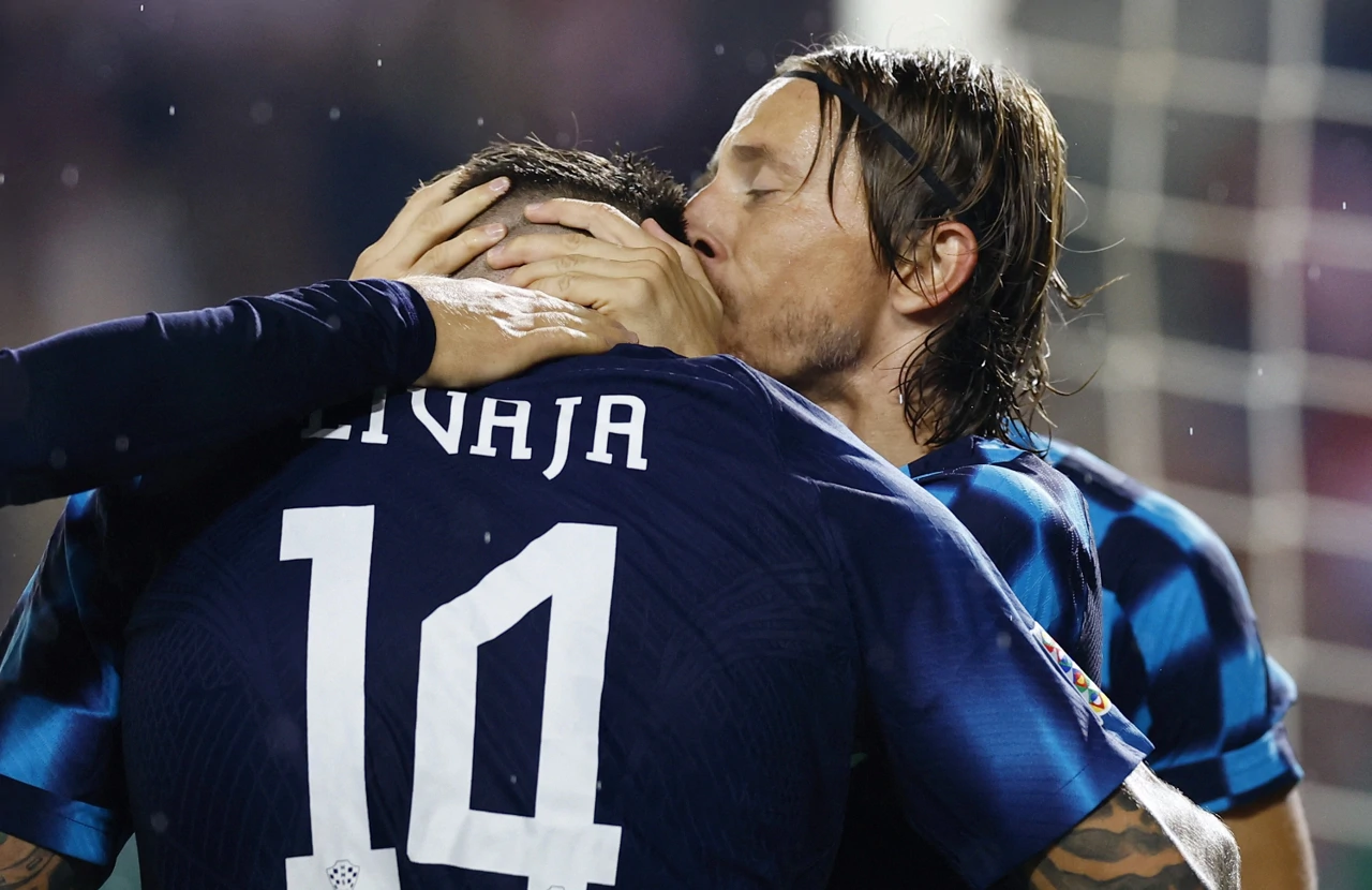 Luka Modrić i Marko Livaja, Foto: Lisa Leutner/REUTERS