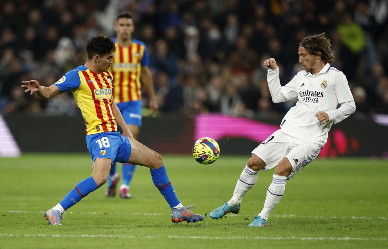 Andre Almeida i Luka Modrić