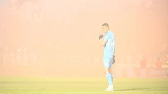 Toni Silić u dimu bakljade