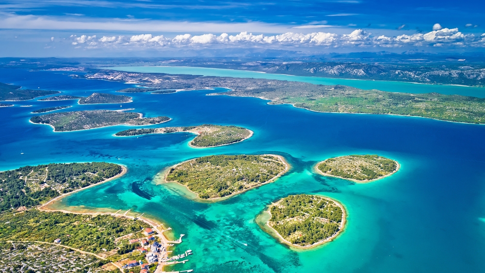 shutterstock 2111411966 20260129120503