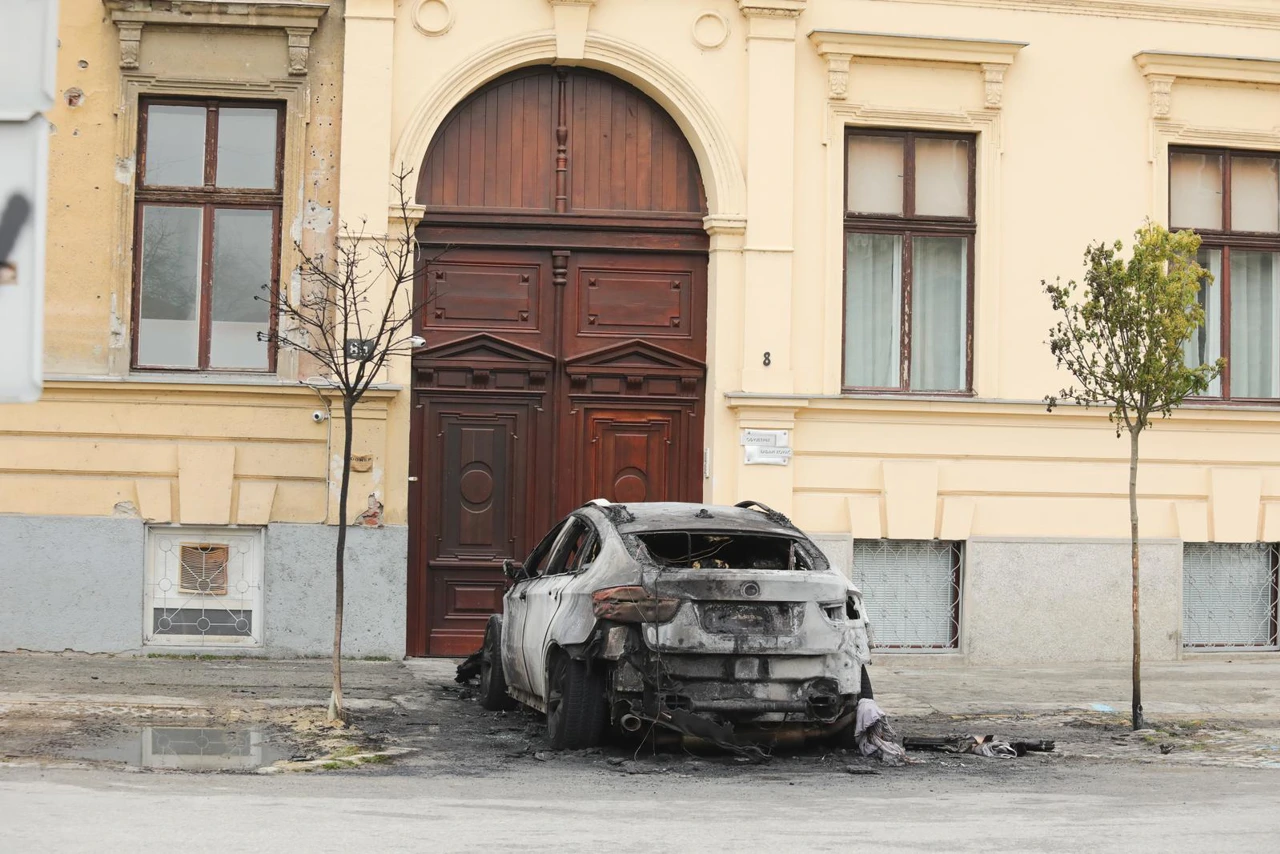 Izgorjeli automobil u Osijeku