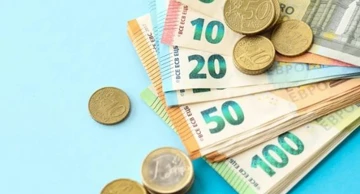 Citizens' term deposits down by 677 million euros for the year 
