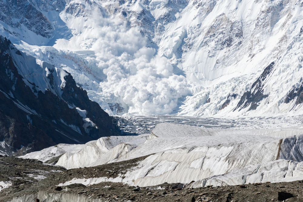 Četiri osobe poginule u nizu lavina na sjeveru Italije Kép