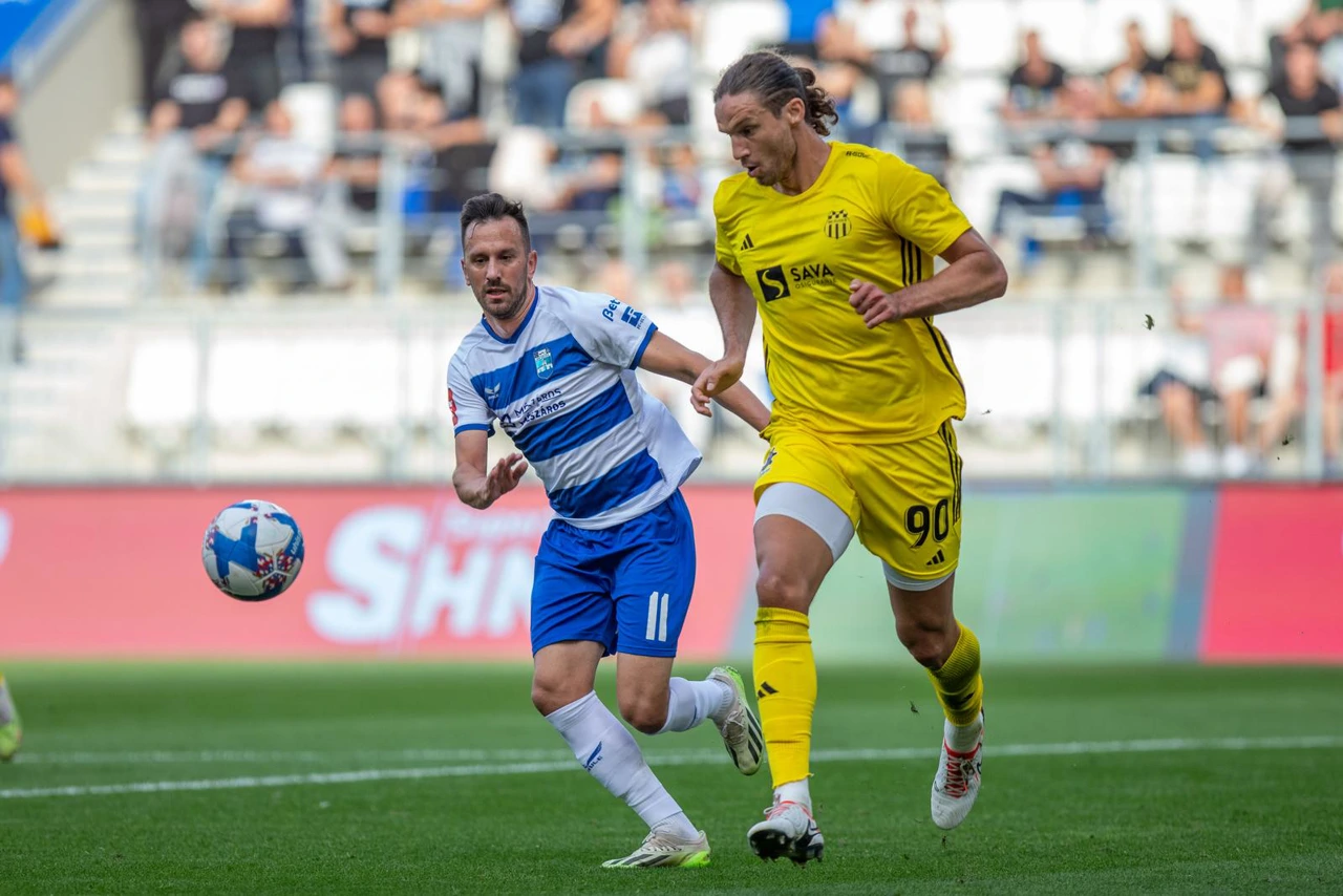 Osijek - Rudeš. Mijo Caktaš, Mateo Pavlović, Foto: Borna Jaksic/PIXSELL
