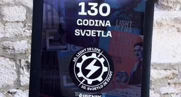 Šibenik je prvi grad na svijetu s javnom rasvjetom na izmjeničnu struju