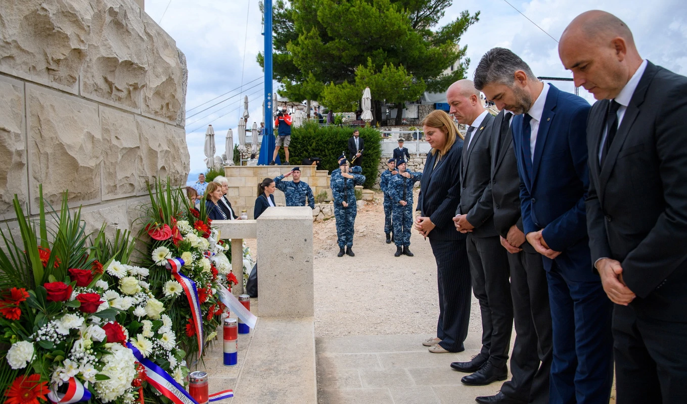 Dubrovnik - odana počast četrnaestorici hrvatskih branitelja poginulih 1991.