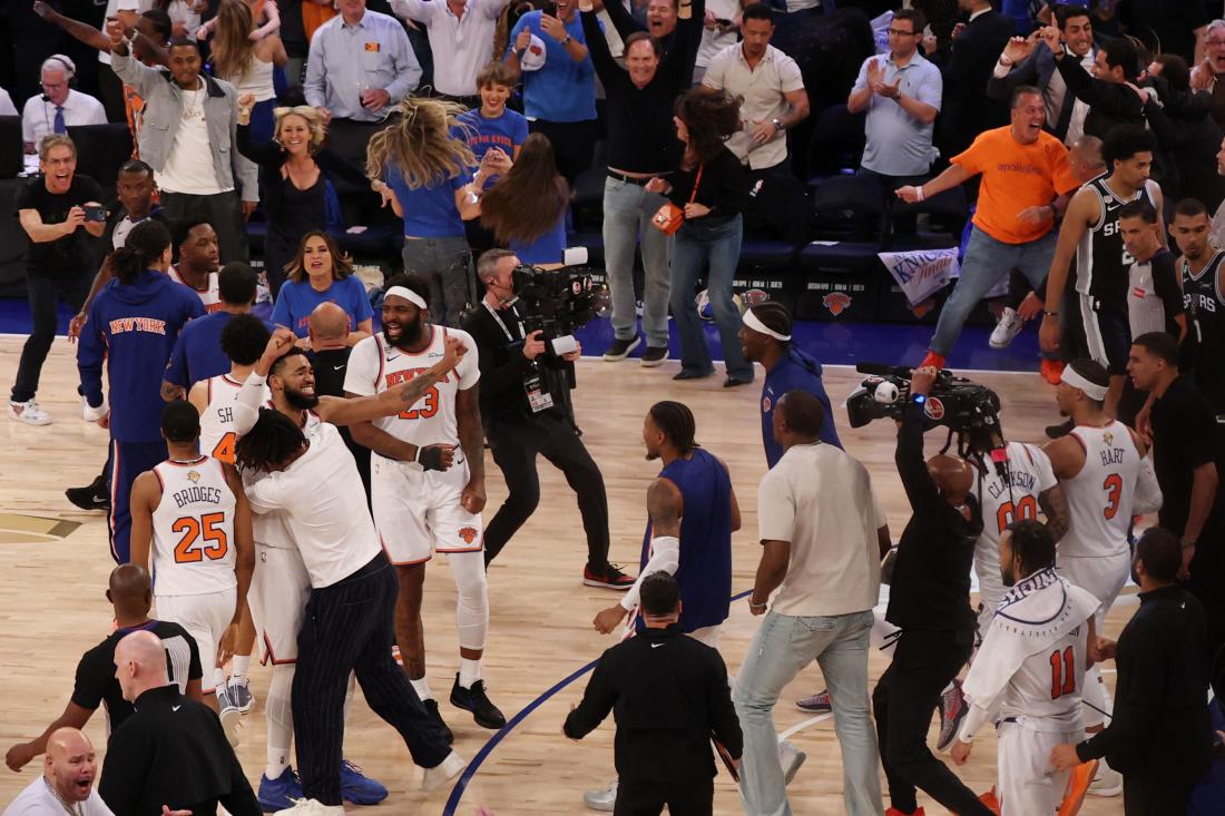 2026 06 11t063225z 1495457271 mt1usatoday29172331 rtrmadp 3 nba finals san antonio spurs at new york knicks 20260611065216