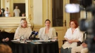 Dubravka Vrgoč, intendantica HNK-a Ivana pl. Zajca u Rijeci, i Jelena Milić (u sredini), ravnateljica Hrvatske drame