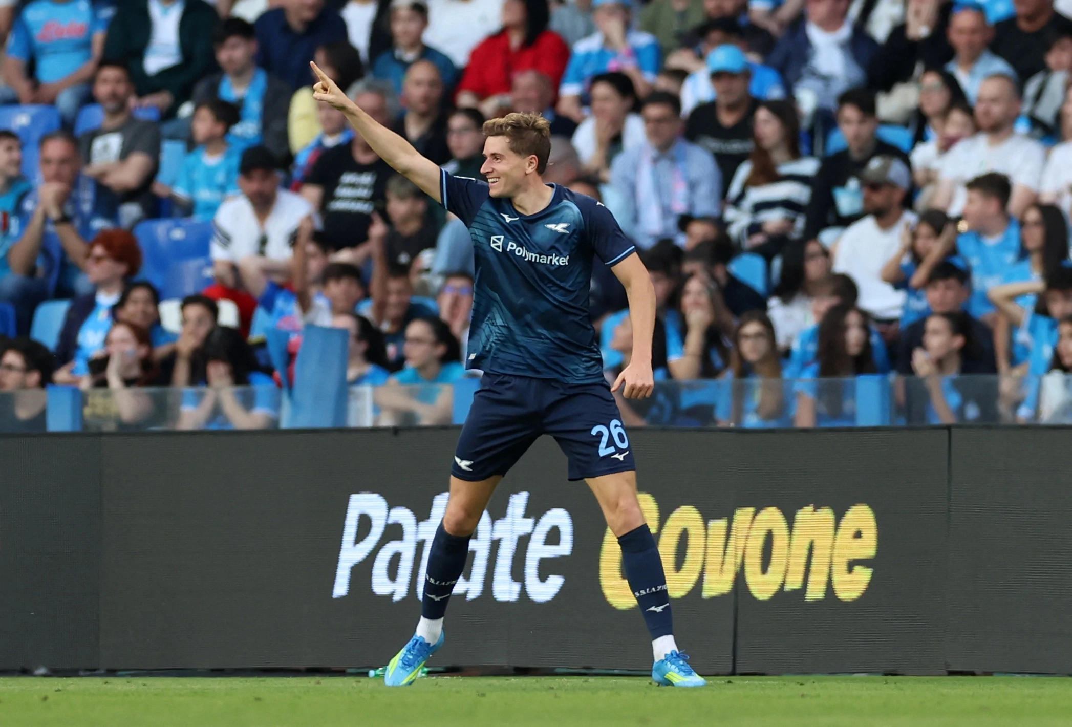 Bašić srušio Napoli, Inter na koračić od naslova