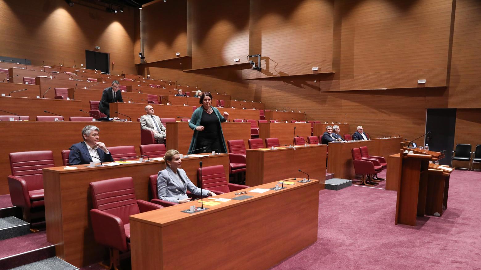 Heftige Debatte im Parlament über Thompsons Konzert 8 pxl 250425 131737125 20250708112711