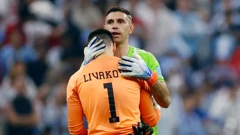 Emiliano Martinez, Dominik Livaković
