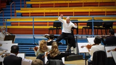 Aleksandar Marković ispred Simfonijskog orkestra HRT-a