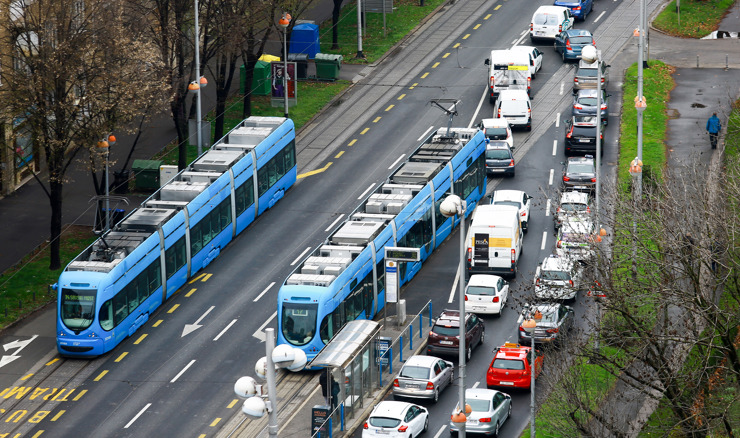 Kraj vožnje po žutim trakama? Zagreb uvodi prepreke koje će promijeniti promet