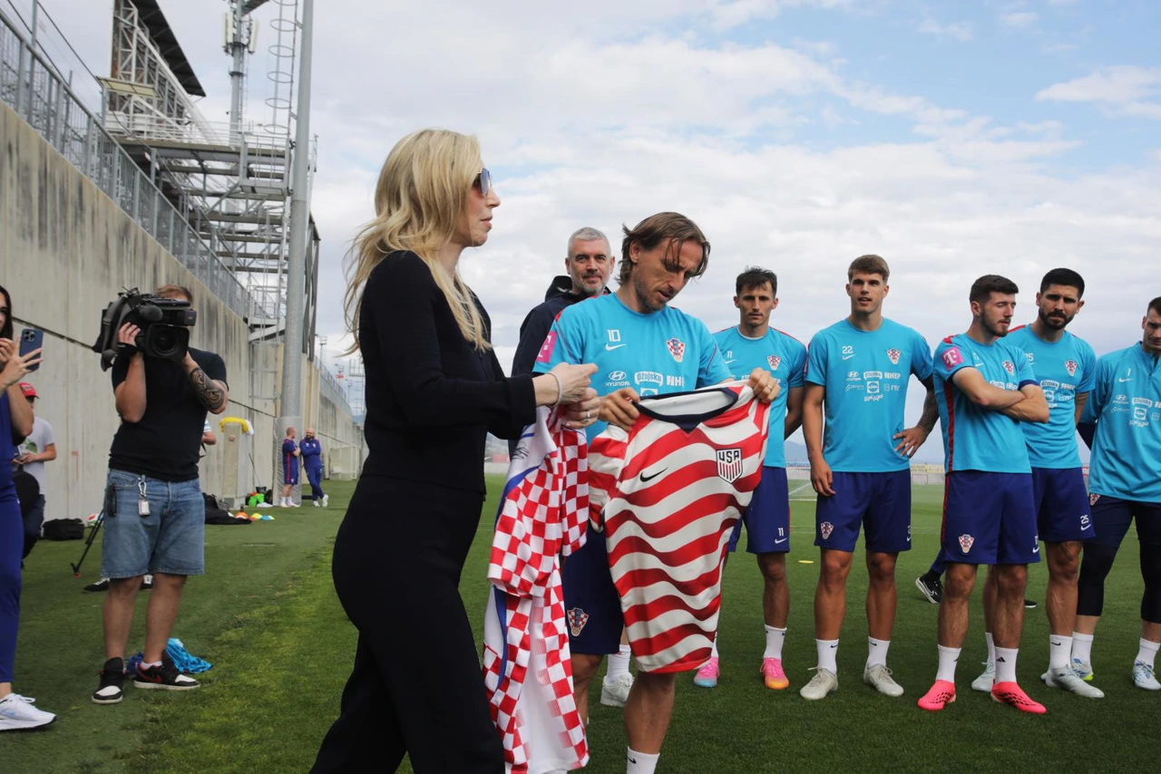 Veleposlanica SAD-a posjetila trening Vatrenih, Foto: Goran Kovacic/PIXSELL