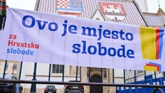 Inicijativa Za Hrvatsku slobode i CROSOL: Čitanje Ustava na Trgu sv. Marka