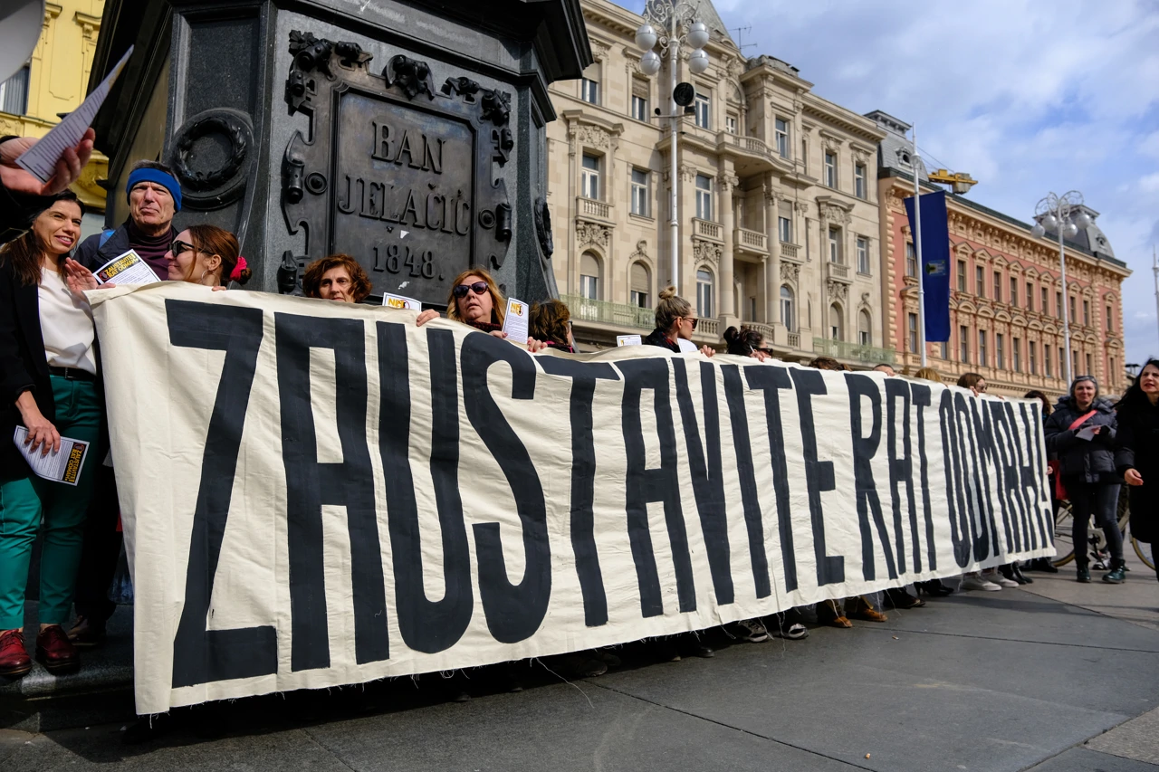 U centru Zagreba prosvjed protiv rata u Ukrajini , Foto: Slaven Branislav Babic/PIXSELL